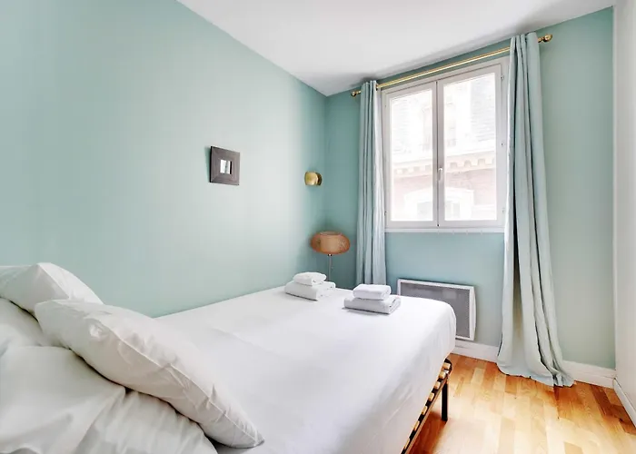 Apartament Comfortable 1br-4p - Champs Elysees Paryż