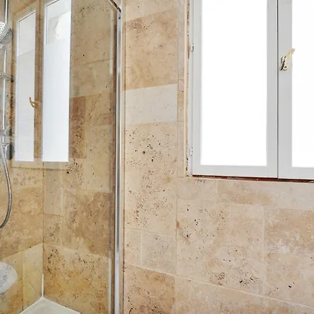 Comfortable 1br-4p - Champs Elysees Apartment